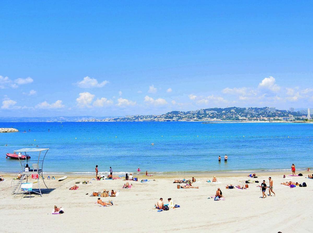 La De La Pointe Rouge Marseille